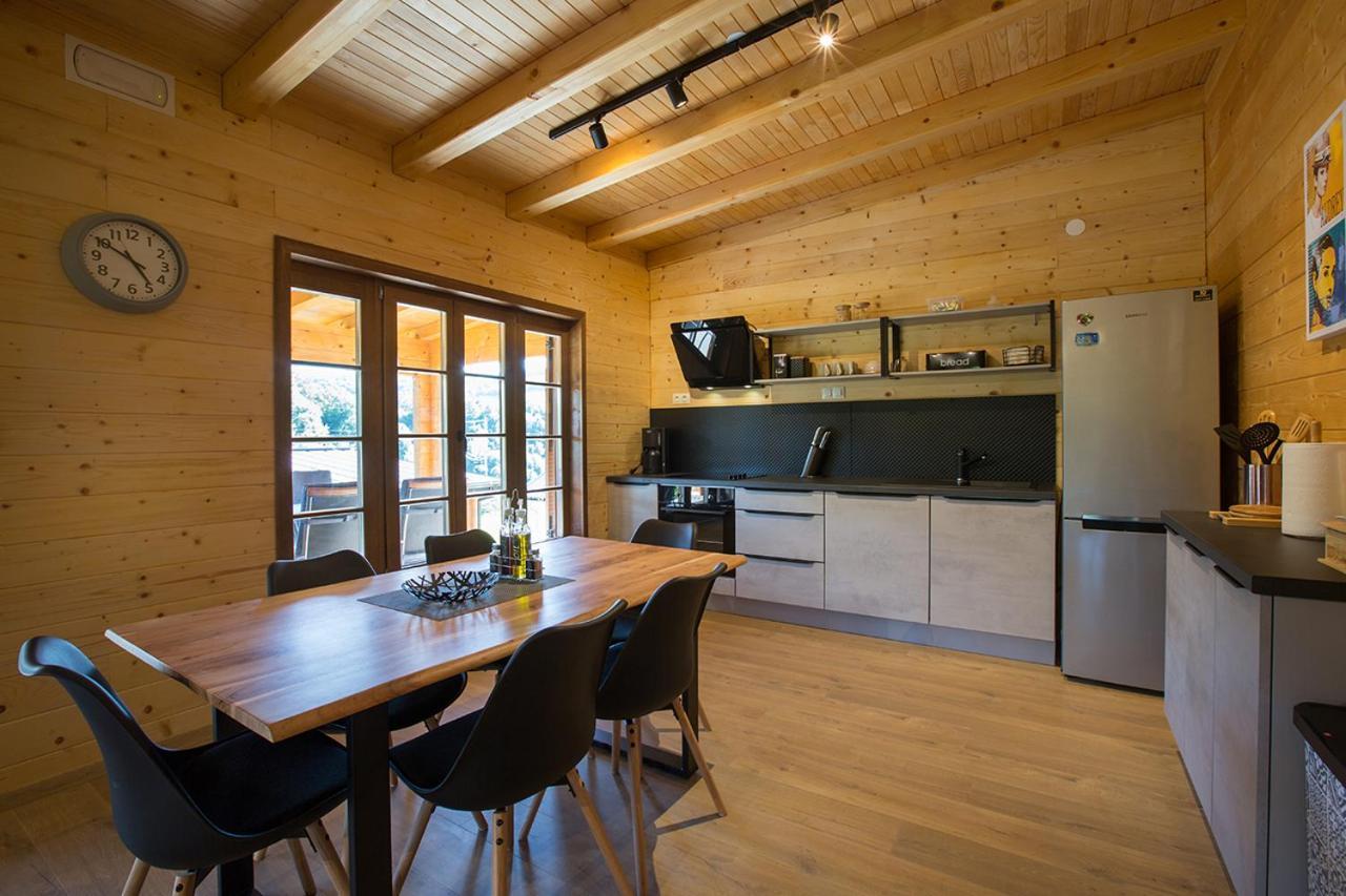 Holiday Home Natura سلوني المظهر الخارجي الصورة
